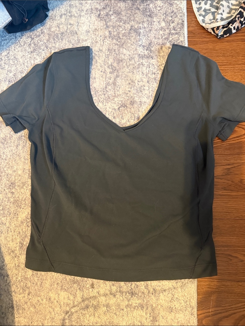 lululemon athletica Short Sleeve Scoop Neck Top - Dark Gray